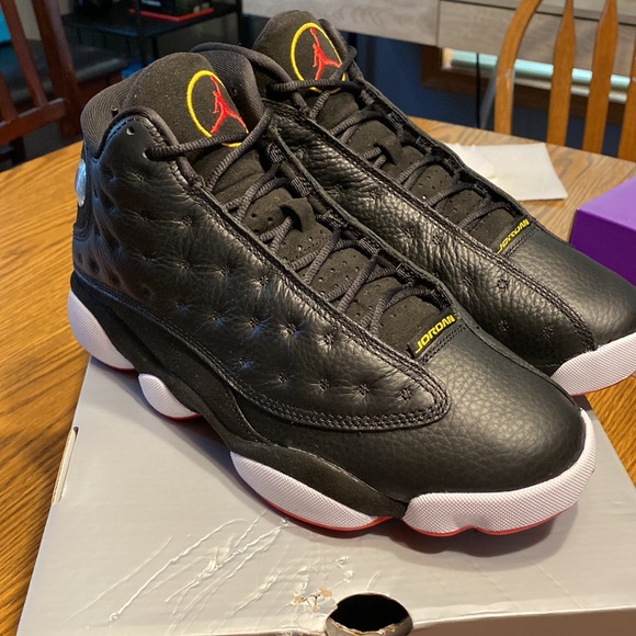 Jordan 13 Playoff size 9.5 - Picture 3 of 3